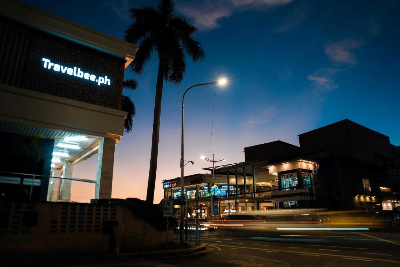 Travelbee Airport Inn Île de Mactan Extérieur photo