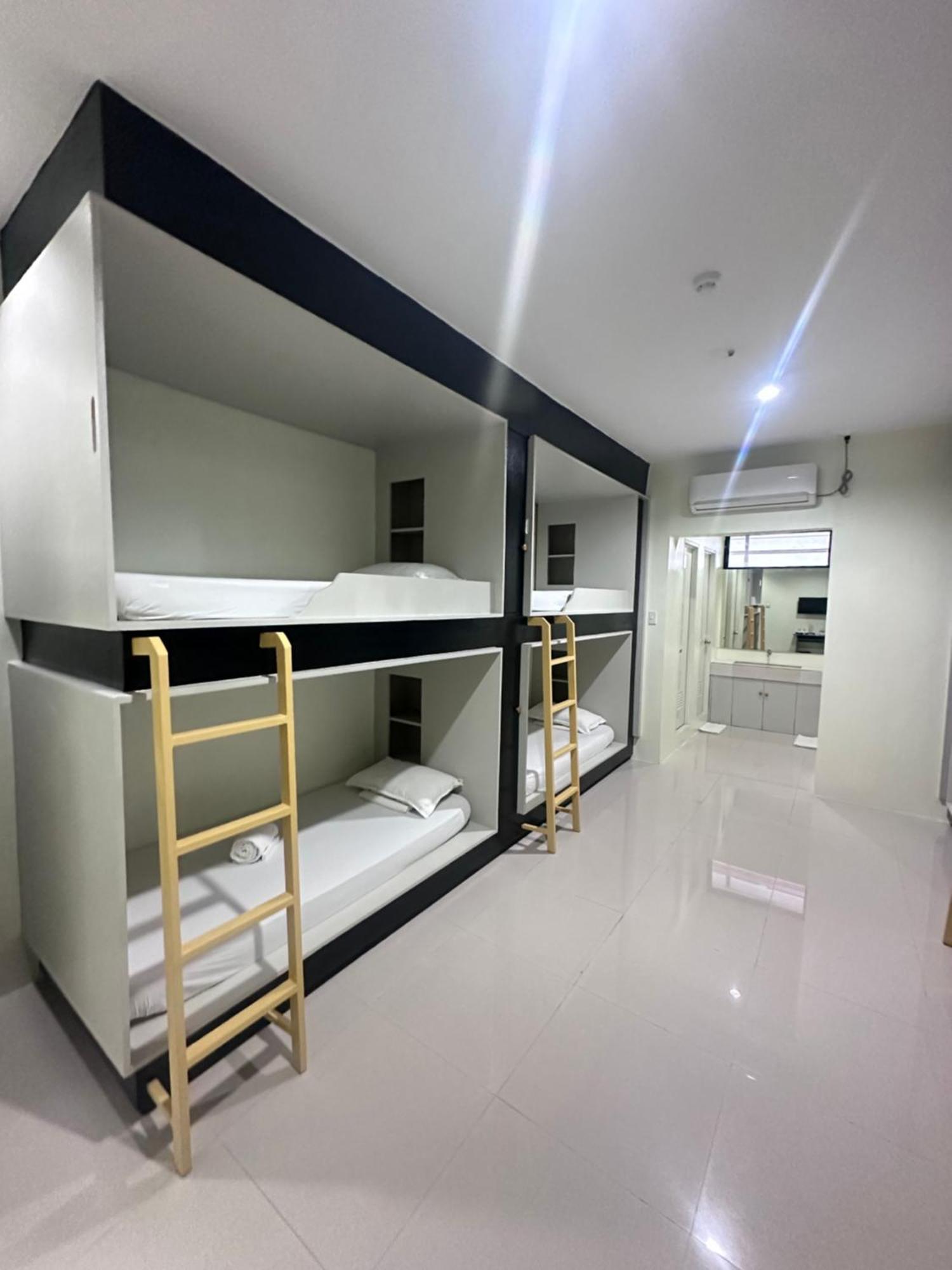Travelbee Airport Inn Île de Mactan Extérieur photo