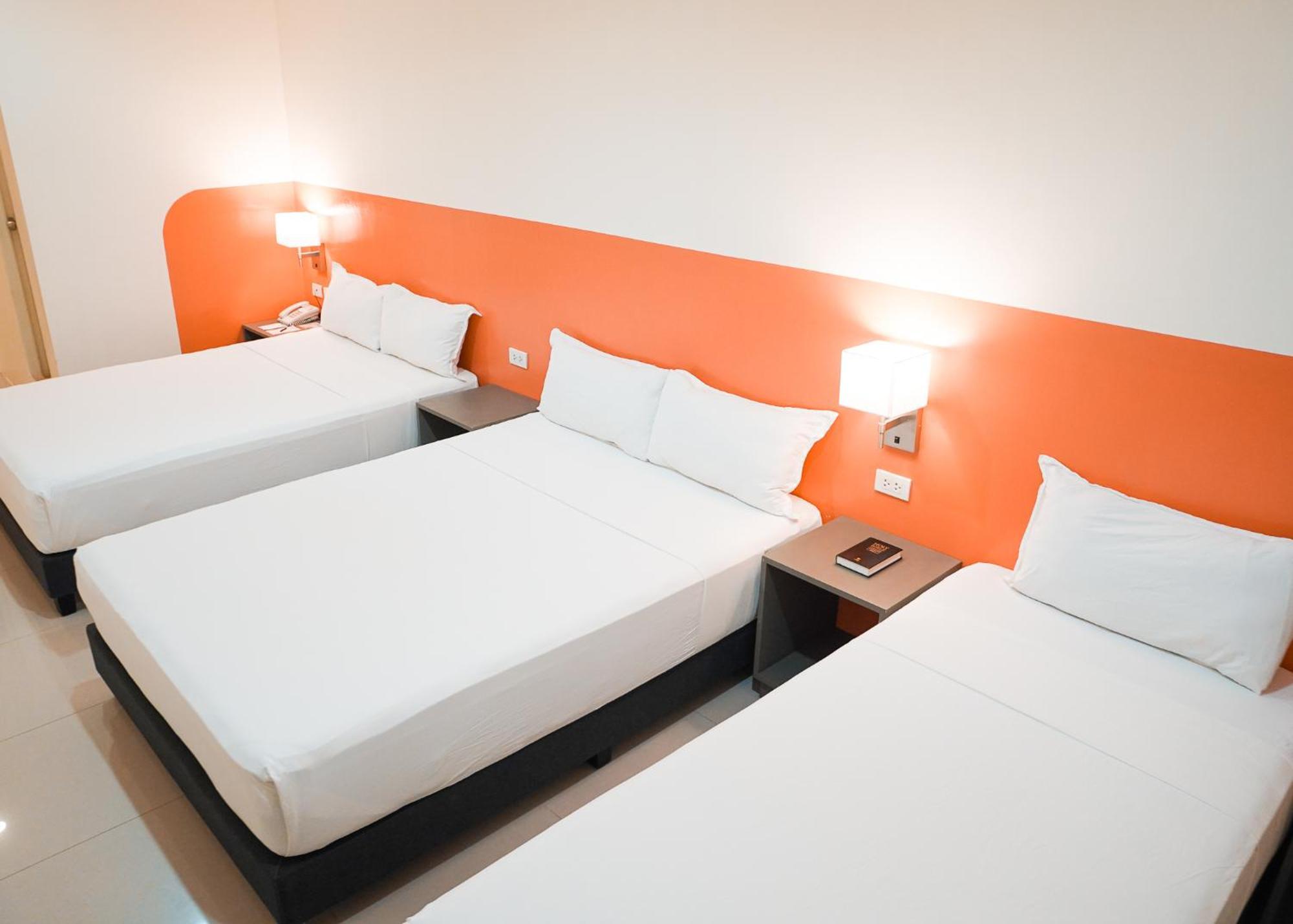 Travelbee Airport Inn Île de Mactan Extérieur photo
