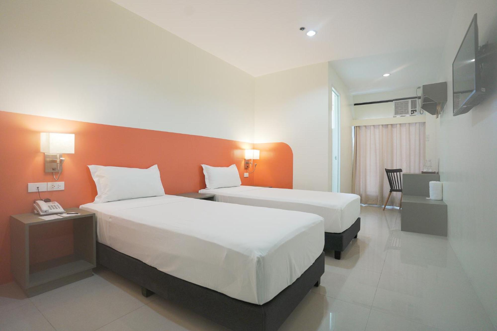 Travelbee Airport Inn Île de Mactan Extérieur photo